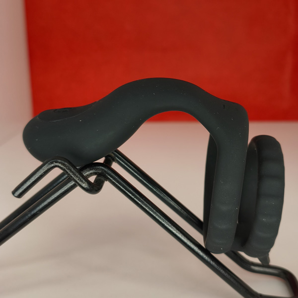 Anello Vibrante Con Anello E Stimolatore – colore nero, ricaricabile USB